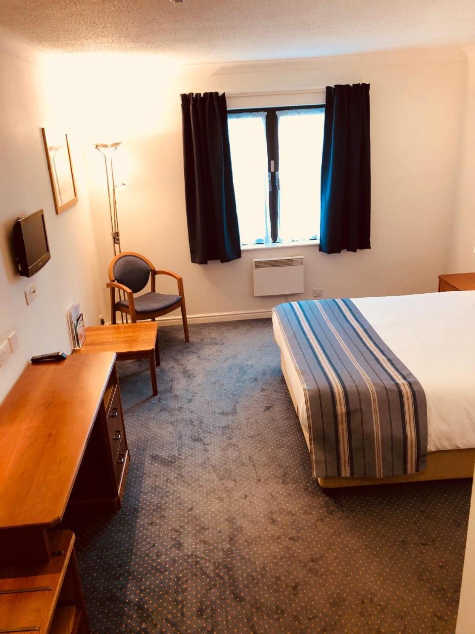 Ashow Stoneleigh Park Lodge מראה חיצוני תמונה